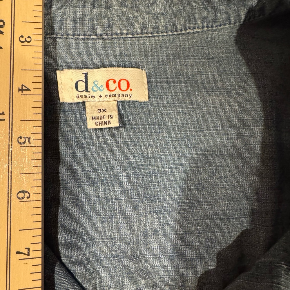 Denim&Co Bundle of 2 items- women’s 3x shirt jacket and 2x knit tunic top